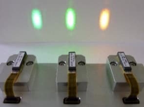 バイオメディカル用小型可視レーザ/小型マルチカラーレーザ光源　ホワイトペーパー